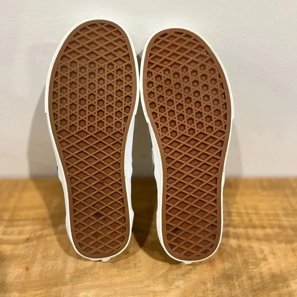 Vans white floral butterfly sneakers Womens 7.5 - Picture 7 of 8